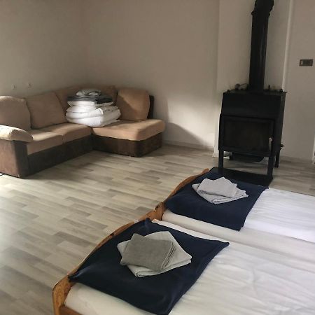 Appartement Dom Nad Krutynia à Ukta Extérieur photo