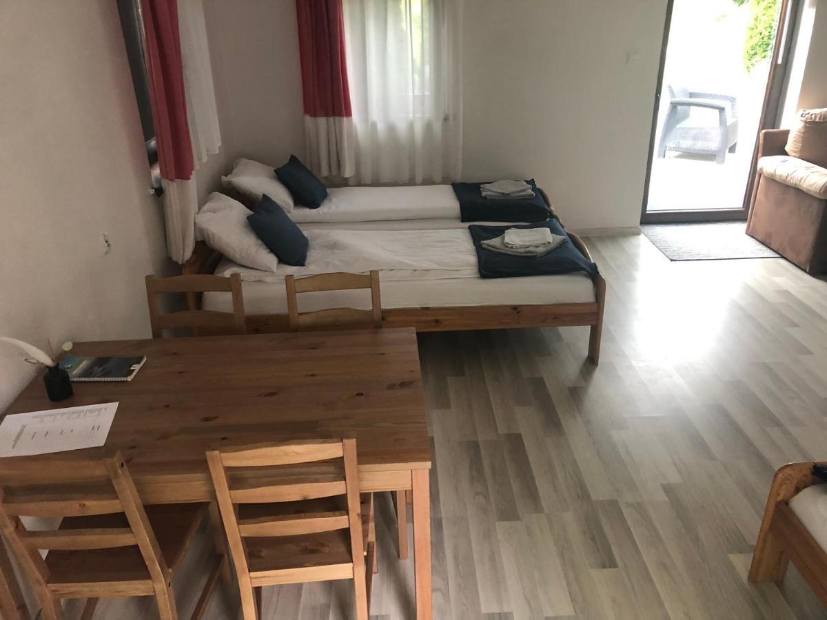 Appartement Dom Nad Krutynia à Ukta Extérieur photo